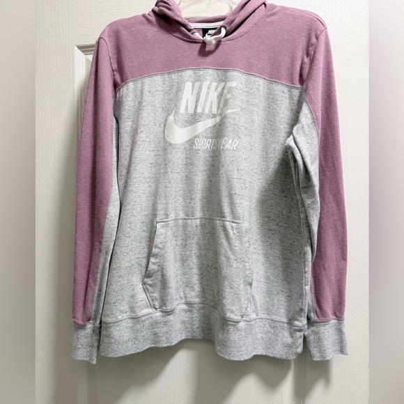 Nike Tops - Nike Women’s Heather Gray and Lavender Pullover Hooded Long Sleeve Shirt